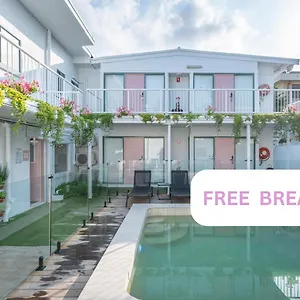 ホステル Surf Boutique Backpackers - Free Breakfast, ゴールドコースト